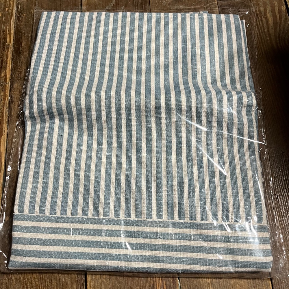 Laughdance chop apron